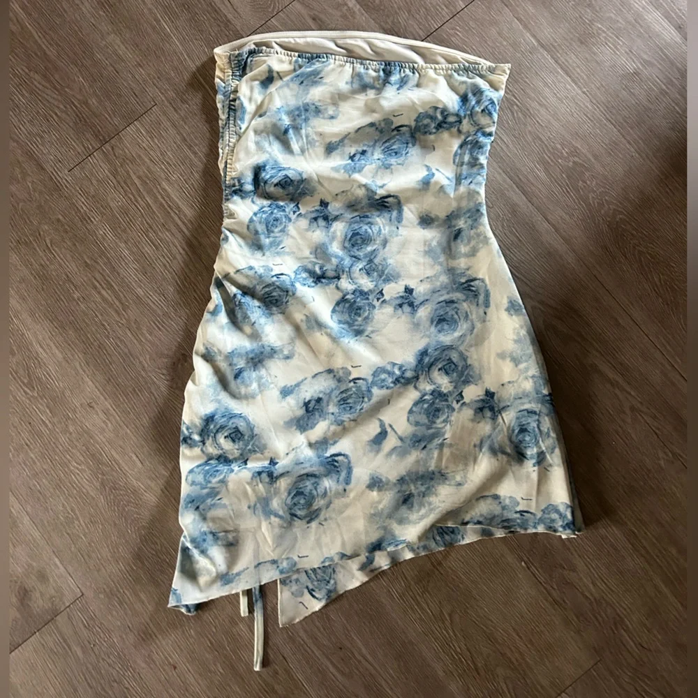 PacSun Strapless Floral Dress